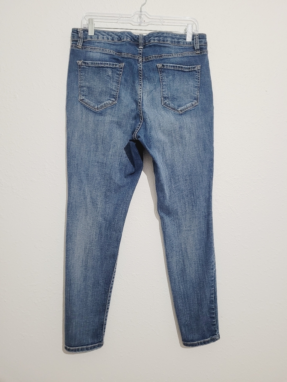 Nine West Gramercy Skinny Jeans Womens Size 12 Distressed Stretch Blue Denim - Picture 4 of 15